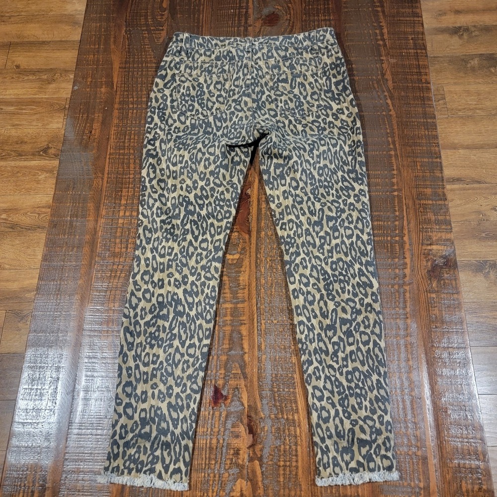 Easel Women's Leopard Print Distressed Skinny Ankle Jeans Size Small - Picture 2 of 8